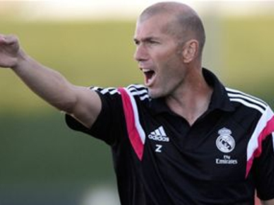 Μπλεξίματα για τον Ζινεντίν Ζιντάν