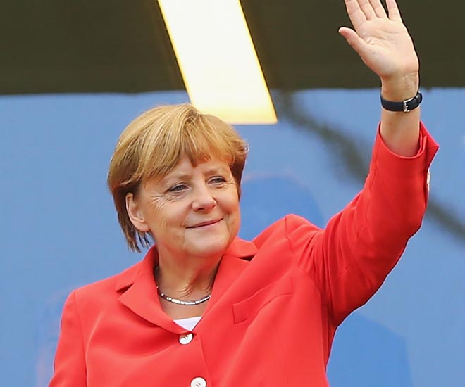 Και η Γερμανίδα καγκελάριος βρίσκεται στις εξέδρες