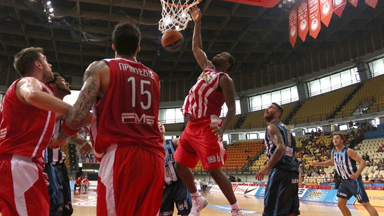 Άφησε πίσω του τη Μαδρίτη ο Ολυμπιακός, 91-52 τον Κόροιβο