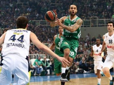 Σημαντική νίκη για τον ΠΑΟ, 76-67 τη Φενέρμπαχτσε