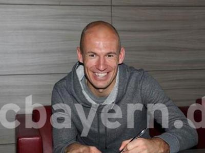 Μπάγερν: Ανανέωσε μέχρι το 2017 ο Ρόμπεν