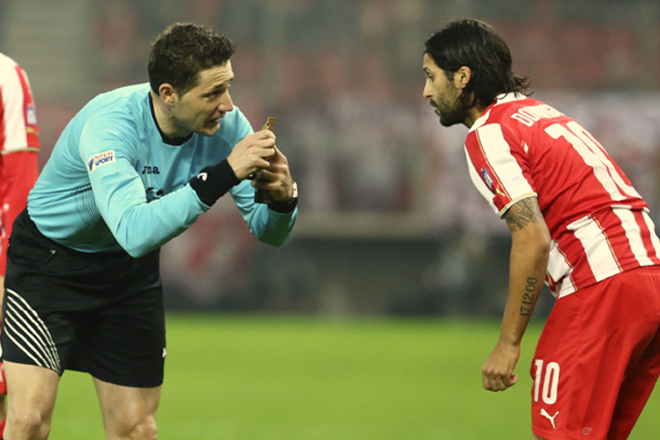 Ο Αρετόπουλος λέει στον Τσόρι να εκτελέσει μετά το σφύριγμά του