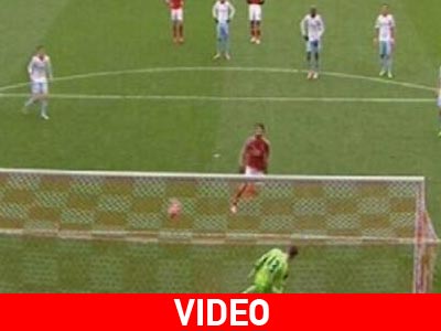 Πέναλτι αλά Πανένκα από τον Αμπντούν