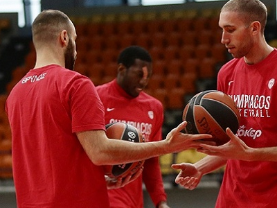 Λοτζέσκι: «Να βγάλουμε ενέργεια με τον Ερυθρό Αστέρα»