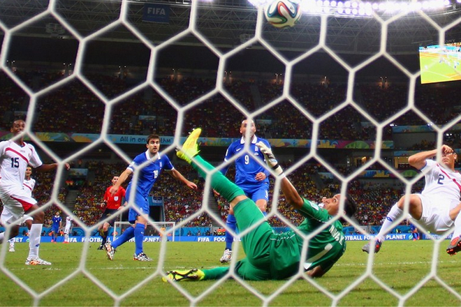 Ο Παπασταθόπουλος μόλις έχει παραβιάσει την εστία του Νάβας