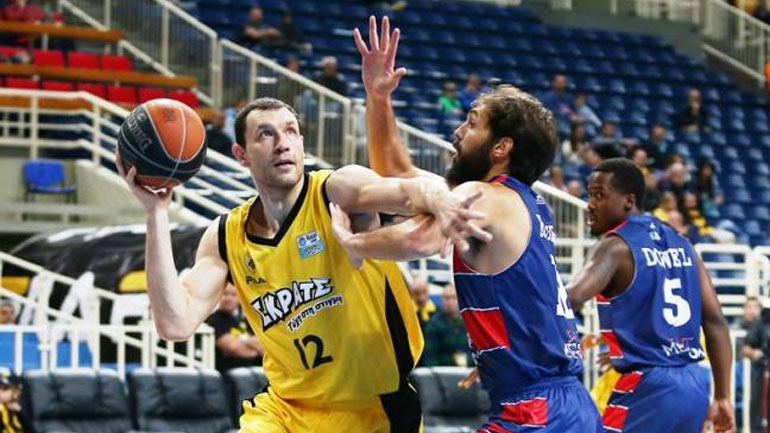 Έκανε το «3 στα 3» η ΑΕΚ, 82-65 τα Τρίκαλα
