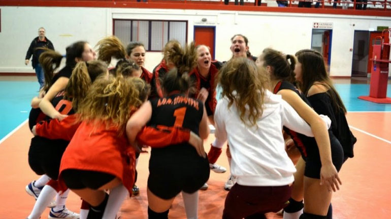 Βόλεϊ: Ο Πορφύρας στη θέση του Αγίου Δημητρίου