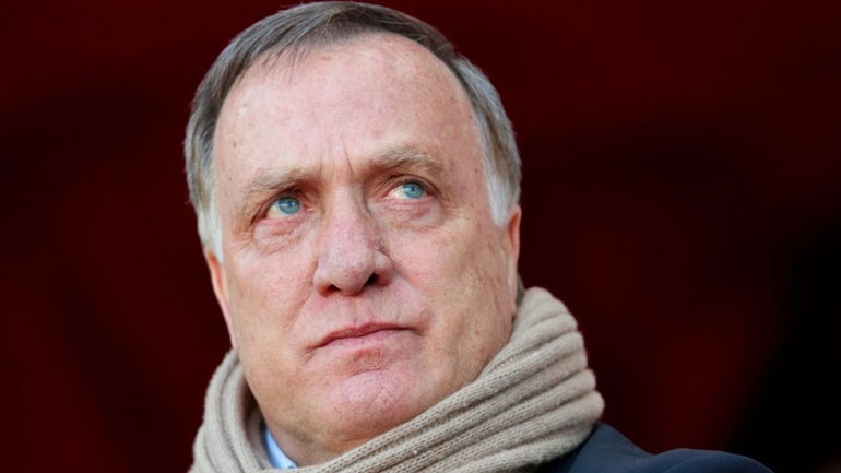 Αγγλία: Παρέμεινε στον πάγκο της Σάντερλαντ ο Άντβοκαατ