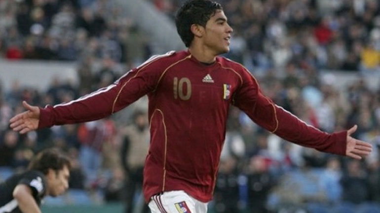 ΑΕΚ: Περιμένει… ταχυδρομικώς την υπογραφή του Βάργκας