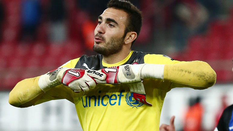 «Έχω ακόμα τρία χρόνια συμβόλαιο με τον Ολυμπιακό και δεν με απασχολεί τίποτα»