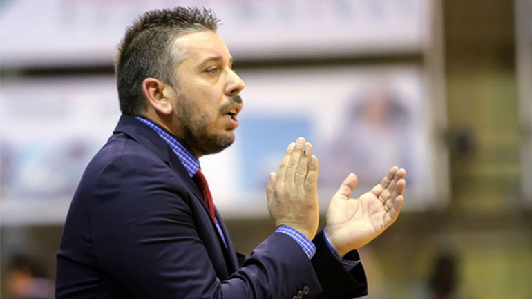 Παπαθεοδώρου: «Αδειάσαμε…»