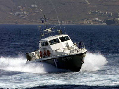 Χίος: Βούλιαξαν τη βάρκα μόλις είδαν τους Λιμενικούς