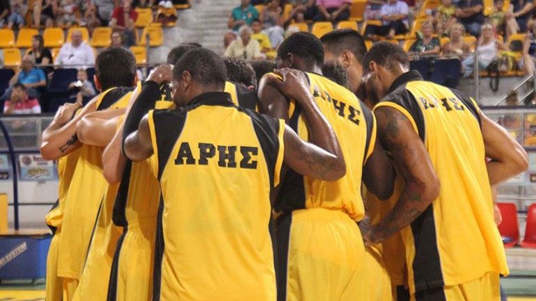 Μπάσκετ: Φιλικός περίπατος για τον Άρη με τα Τρίκαλα