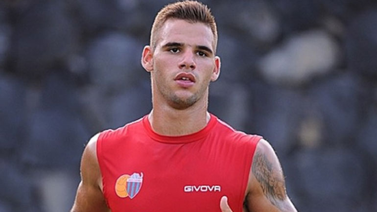 Μερική ρήξη μηνίσκου ο Ταχτσίδης