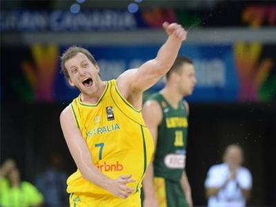 Στους Κλίπερς ο Τζο Ινγκλς