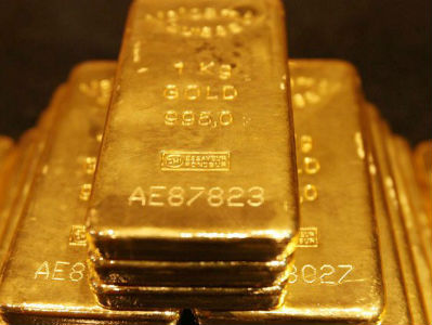 Σε χαμηλά επταμήνου ο χρυσός – Άνοδος για το πετρέλαιο