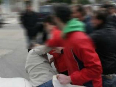 Κοζάνη: Άγριο ξύλο μεταξύ οπαδών