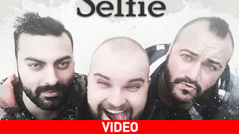 To video clip του επιτυχημένου τραγουδιού «selfie»