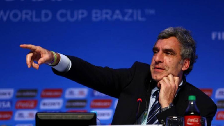 FIFA: Αποχωρεί ο διευθυντής επικοινωνίας, Βάλτερ Ντε Γκρεγκόριο