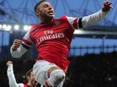 Επαγγελματική νίκη και… κορυφή για την Άρσεναλ