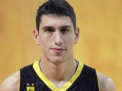 Στον Κολοσσό κι επίσημα ο Λαρεντζάκης