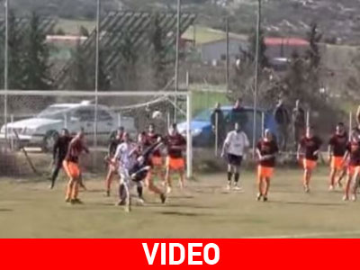 Ανεπανάληπτο ανάποδο ψαλίδι σε αγώνα τοπικού πρωταθλήματος