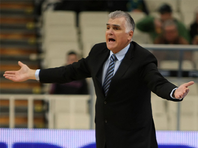 Κρούση του Ολυμπιακού στον Μαρκόπουλο Κρούση του Ολυμπιακού στον Μαρκόπουλο