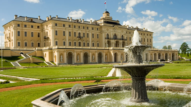 To παλάτι της κλήρωσης