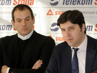 Παραιτήθηκε ο Τάρλατς