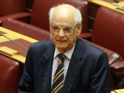 Σε… διπλό προεκλογικό ταμπλό ο Απόστολος Κακλαμάνης