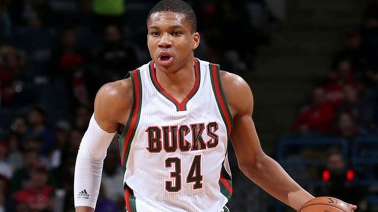 Στα πλέι οφ οι Μπακς!