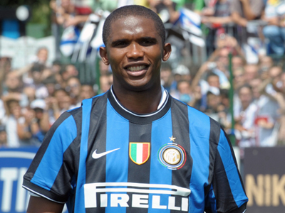 Θύματα ρατσιστικών επιθέσεων οι Eto’o και Balotelli