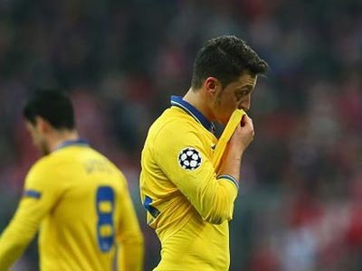 Άρσεναλ: Χάνει το λονδρέζικο ντέρμπι με την Τότεναμ ο Οζίλ