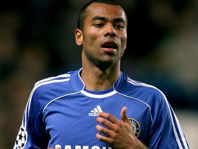 Ανανέωσε με την Chelsea έως το 2013 ο Cole