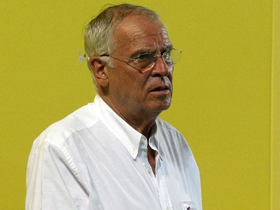 Θεοδωρίδης: «Να παίζεται ποδόσφαιρο και όχι μποξ»