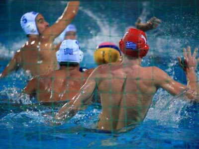 Πόλο: Προελαύνει η Εθνική ομάδα Νέων, 15-9 τη Ρουμανία