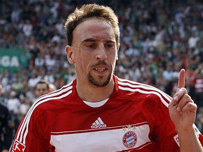 Γλίτωσε το «νυστέρι» ο Ριμπερί