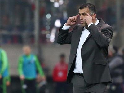 «Δεν θα γίνουν τρελά πράγματα στις μεταγραφές»