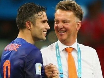 Αμφίβολος για την πρεμιέρα της Πρέμιερ Λιγκ ο Φαν Πέρσι