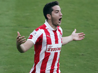 «Μπορεί και να μείνει στον Ολυμπιακό ο Μανωλάς»