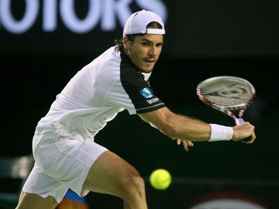 Θετικός στη νέα γρίπη ο Τόμι Χάας