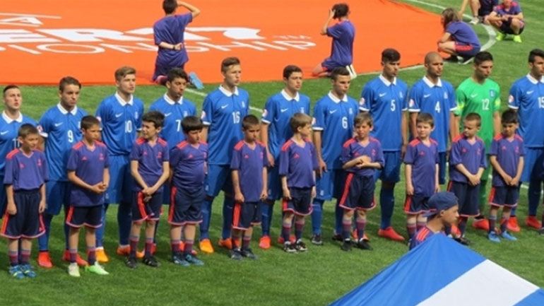 Εθνική Παίδων: Με το… μυαλό στη Γαλλία