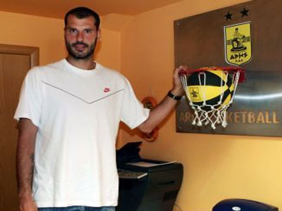 Σύνθημα νίκης από τον Κακιούζη