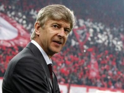 «Υπογράφει νέο συμβόλαιο ο Βενγκέρ»