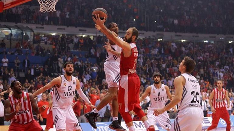 Οι διαιτητές του τελικού Ολυμπιακός-Ρεάλ Μαδρίτης