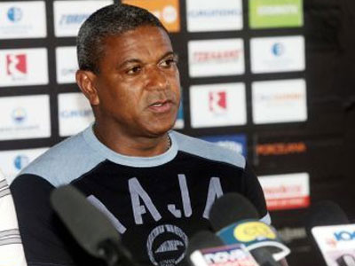 Άρης: Στη Βραζιλία ο Μαζίνιο, αμφίβολος ο Γκαρσία