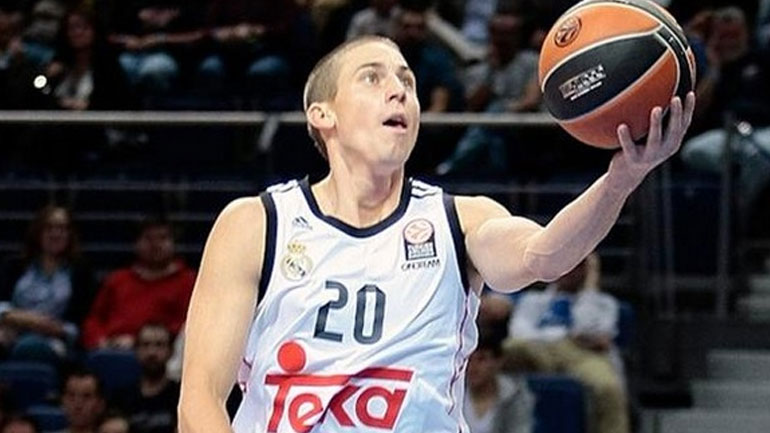 Μπέλος: «Ήρθε την κατάλληλη στιγμή η νίκη επί του Ολυμπιακού»