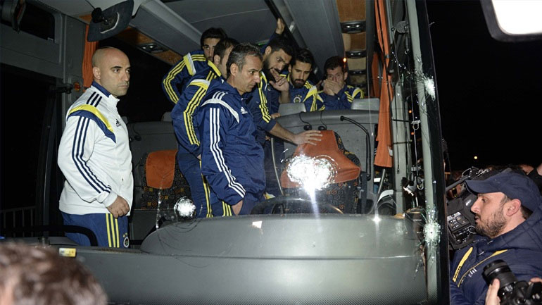 Τουρκία: Δύο συλλήψεις για την επίθεση στο πούλμαν της Φενέρμπαχτσε