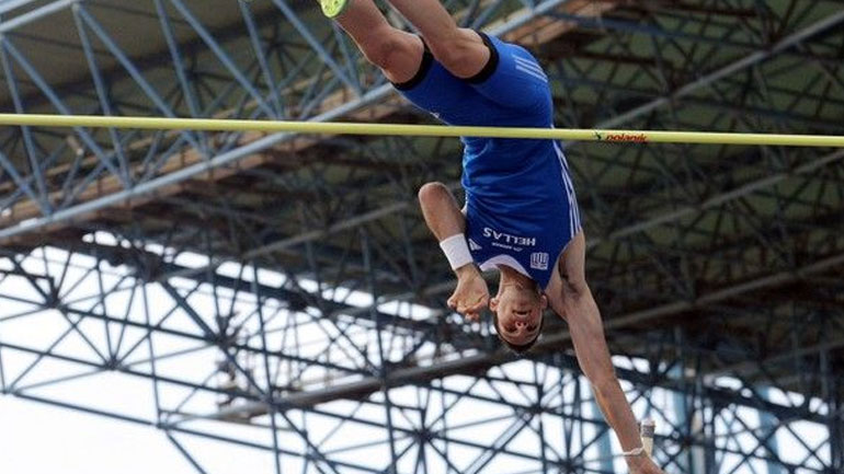Στίβος: Nέο πανελλήνιο ρεκόρ από τον Φιλιππίδη με άλμα στα 5.85μ.