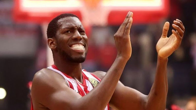 Θέλει να μείνει στον Ολυμπιακό ο Ντάνστον